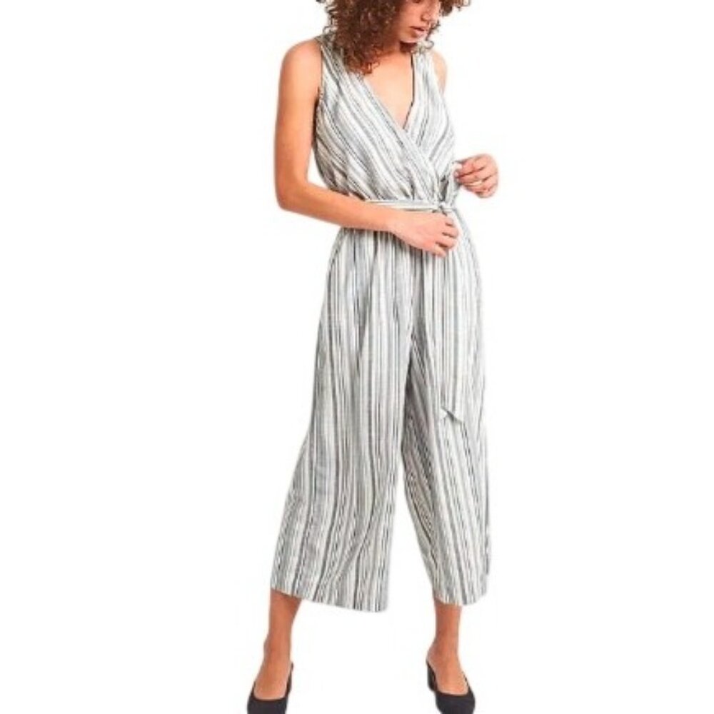 Pol Women's M Striped Wide Leg Jumpsuit Tie Waist White V-Neck Sleeveless